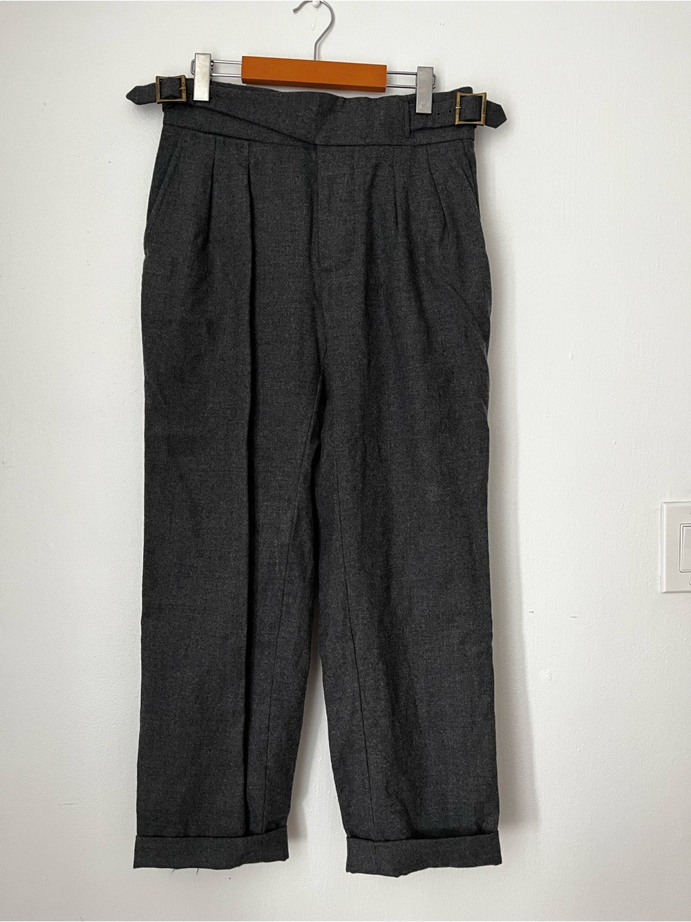 Tailored Pleated Dress Pants in Charcoal Gray